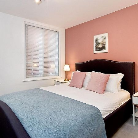 Mulberry Flat 6 - Two Bedroom 3Rd Floor By City Living Londra Esterno foto